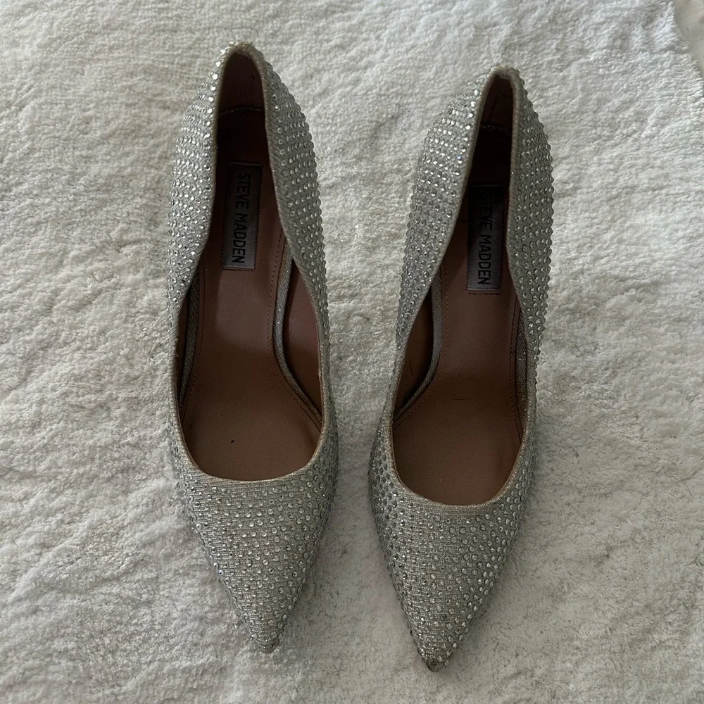 Steve Madden Pave point toe heels - Picture 2 of 5
